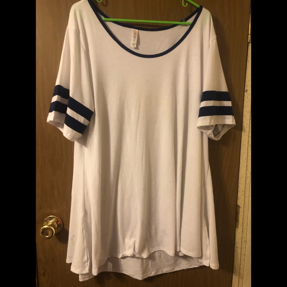 Lularoe Perfect T